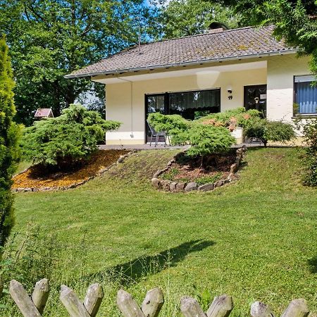 Idyllic Bungalow In Feusdorf With Forest View Exterior foto