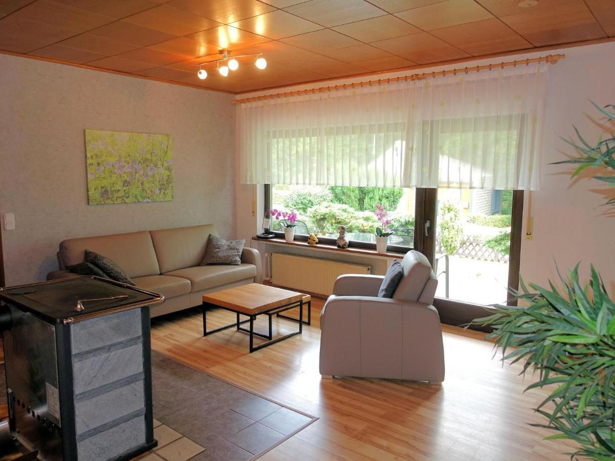 Idyllic Bungalow In Feusdorf With Forest View Exterior foto